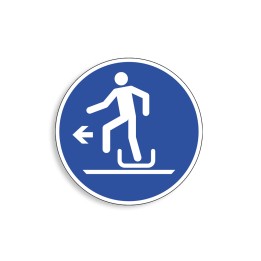 M050 - Signal général, Étiquettes et panneaux d'Obligation